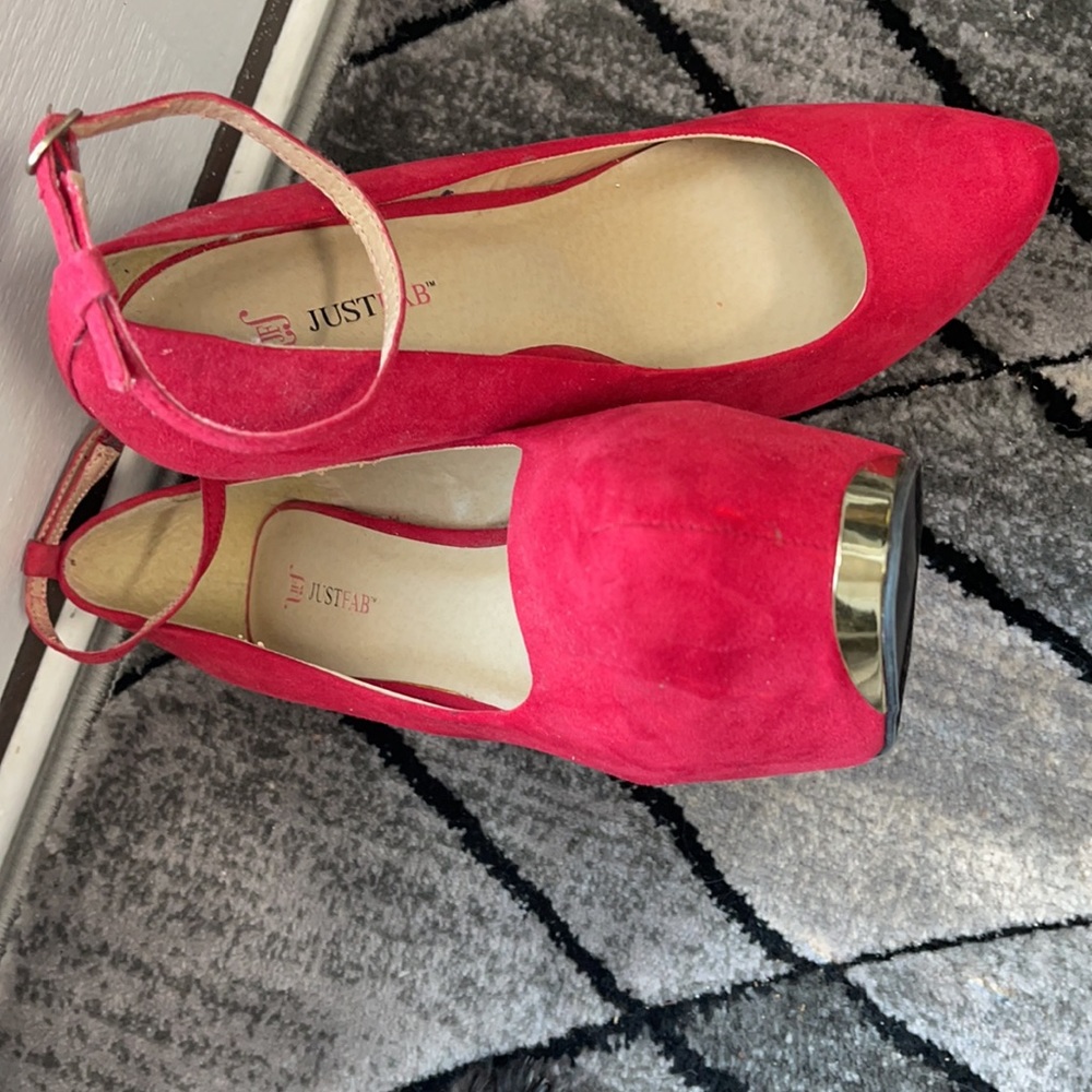 Ready Red Heels - Picture 4 of 4